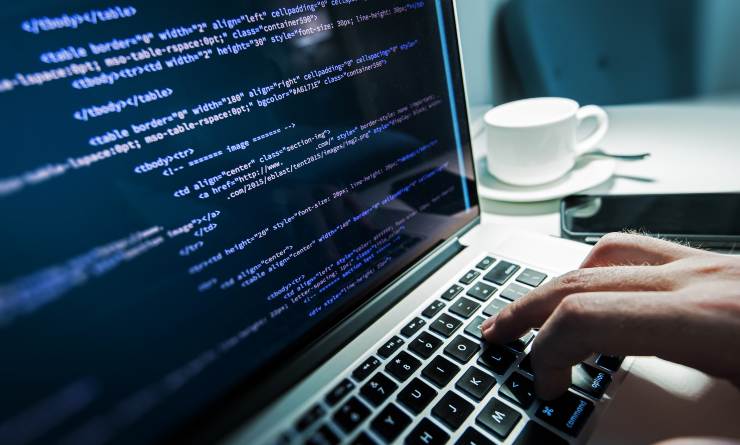 Computer acceso - Jobsnews.it