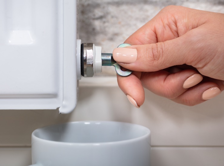 come sfiatare i termosifoni