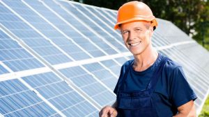 Installazione dei pannelli solari - JobsNews.it