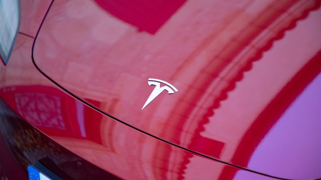 Tesla - fonte_Depositphotos - jobsnews.it