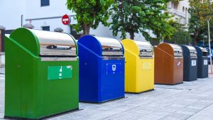 Rifiuti raccolta differenziata - fonte_Canva - jobsnews.it
